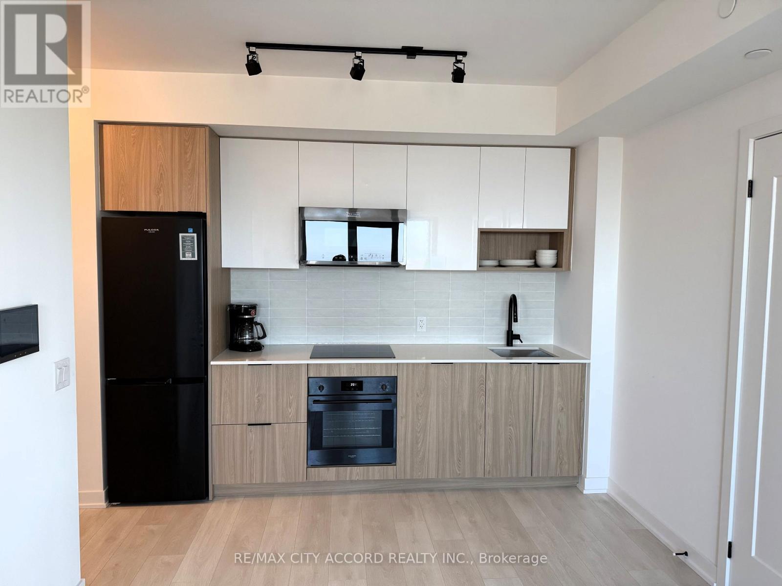 2812 - 5 DEFRIES STREET, Toronto, Ontario