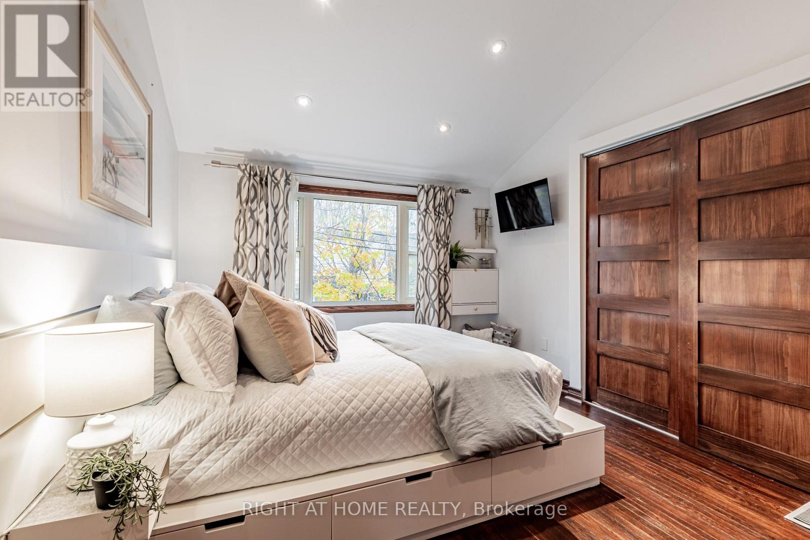 75 Rushbrooke Avenue, Toronto, Ontario  M4M 3A8 - Photo 15 - E12577364