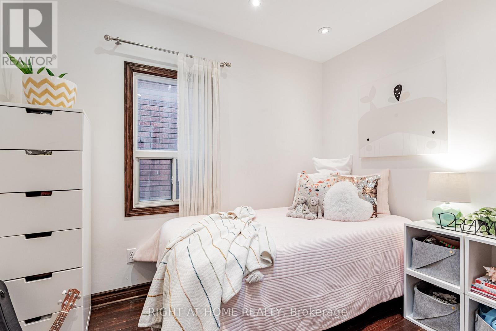 75 Rushbrooke Avenue, Toronto, Ontario  M4M 3A8 - Photo 19 - E12577364