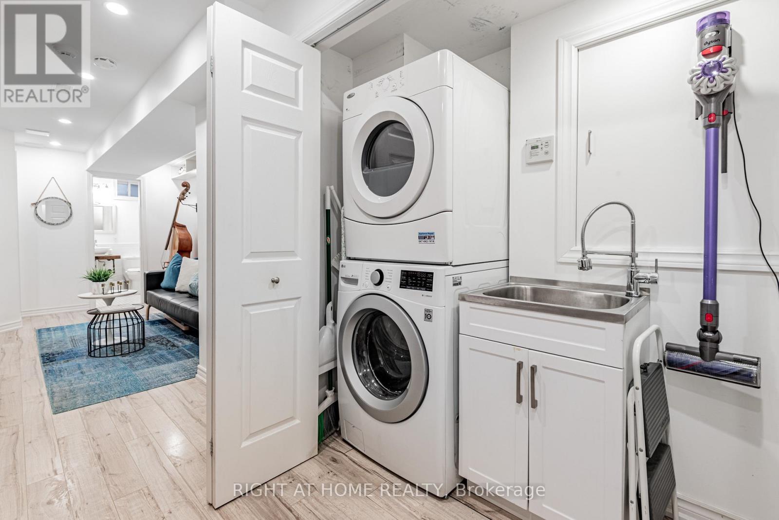 75 Rushbrooke Avenue, Toronto, Ontario  M4M 3A8 - Photo 29 - E12577364