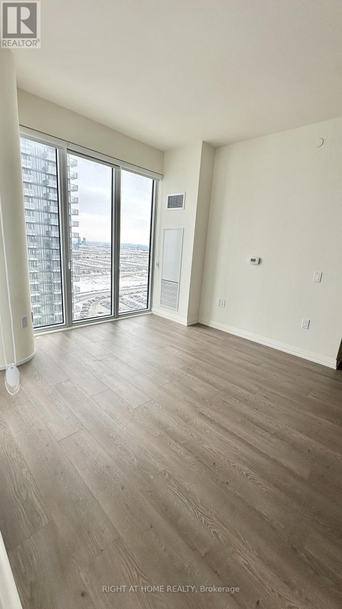 1815 - 9000 Jane Street, Vaughan, Ontario  L4K 0M6 - Photo 4 - N12577342