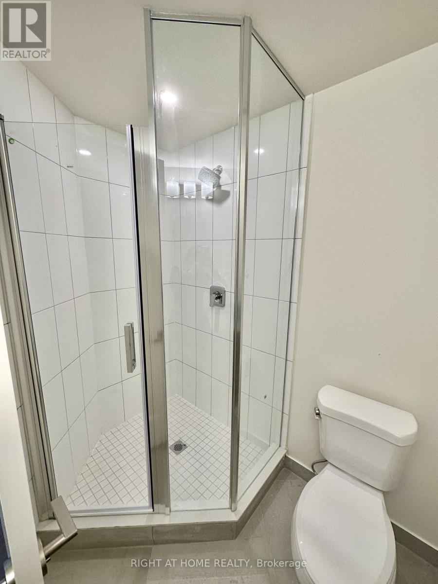 1815 - 9000 Jane Street, Vaughan, Ontario  L4K 0M6 - Photo 8 - N12577342