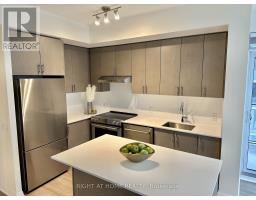 1815 - 9000 JANE STREET, Vaughan, Ontario