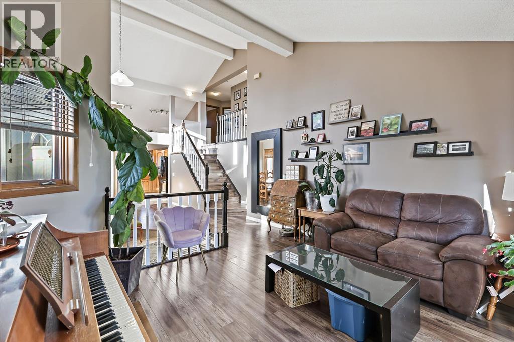 123 Mckerrell Crescent Se, Calgary, Alberta  T2Z 1N1 - Photo 4 - A2272230