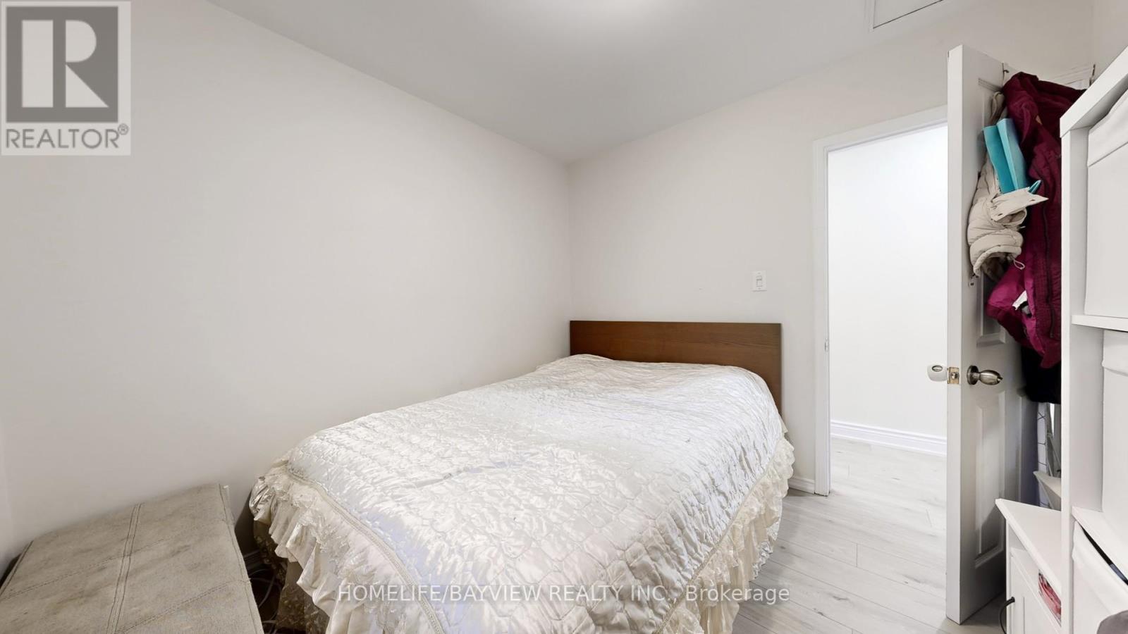 Main Floor - 218 Cherrywood Drive, Newmarket, Ontario  L3Y 2X8 - Photo 17 - N12577328