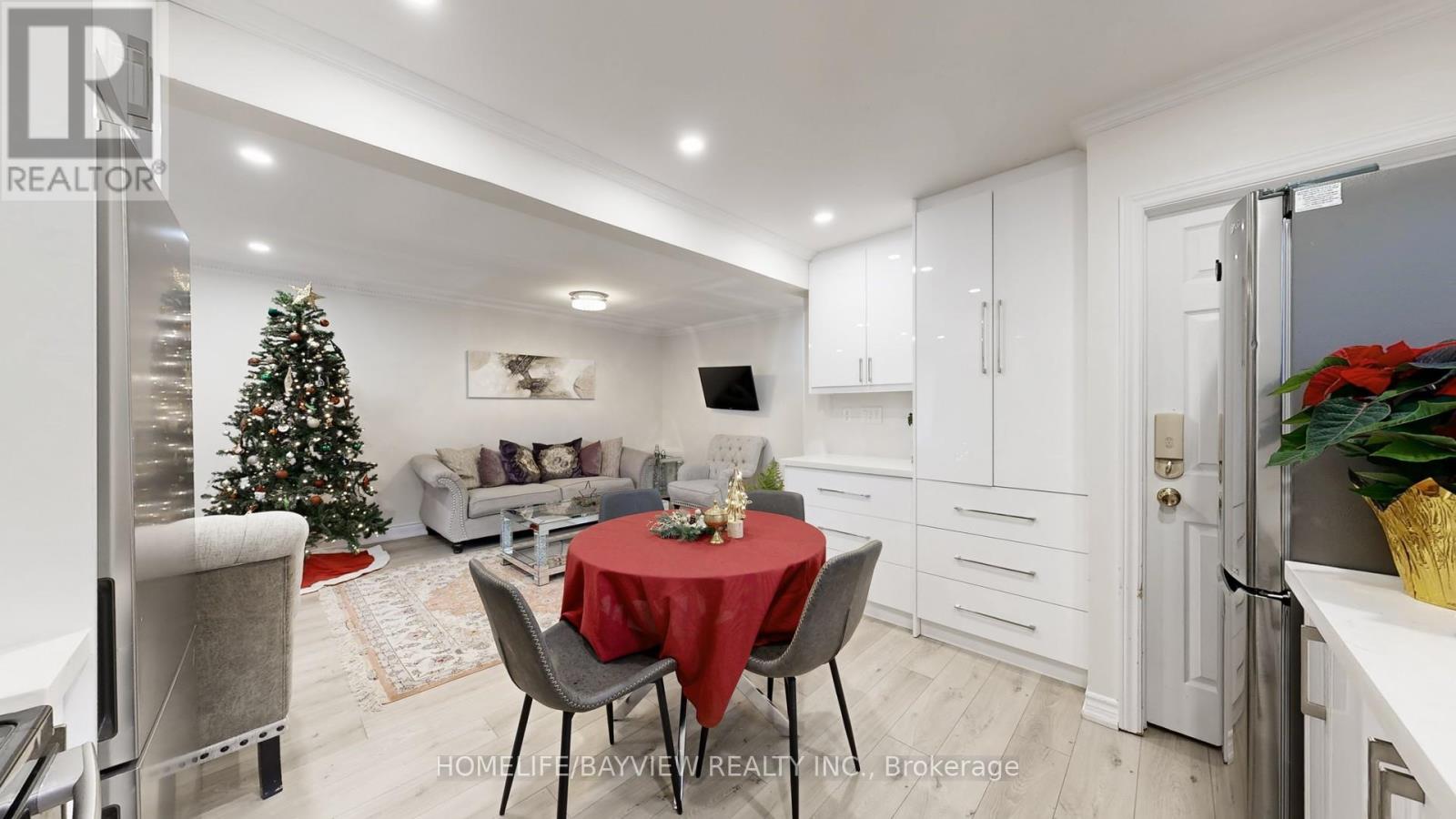 Main Floor - 218 Cherrywood Drive, Newmarket, Ontario  L3Y 2X8 - Photo 12 - N12577328