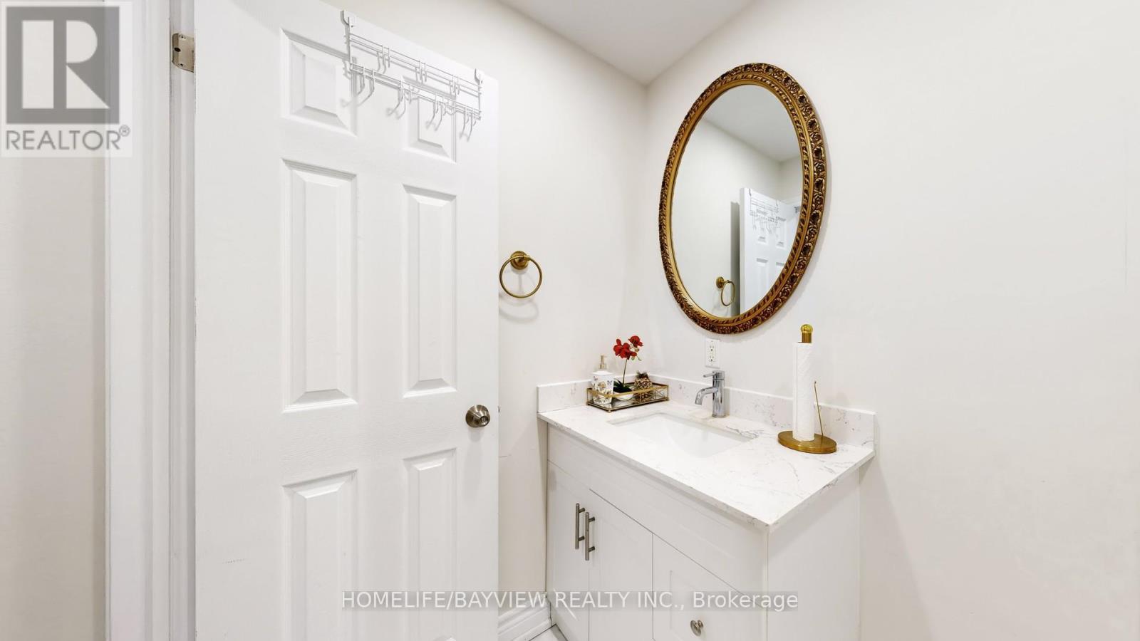 Main Floor - 218 Cherrywood Drive, Newmarket, Ontario  L3Y 2X8 - Photo 22 - N12577328