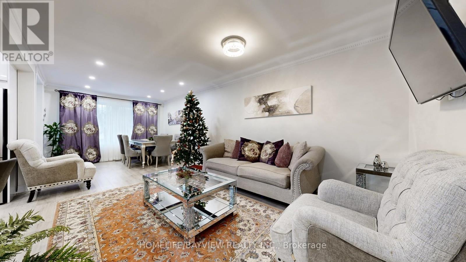 Main Floor - 218 Cherrywood Drive, Newmarket, Ontario  L3Y 2X8 - Photo 4 - N12577328