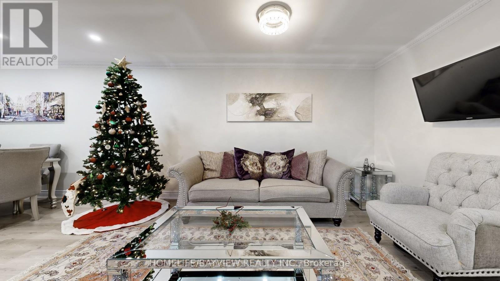 Main Floor - 218 Cherrywood Drive, Newmarket, Ontario  L3Y 2X8 - Photo 8 - N12577328