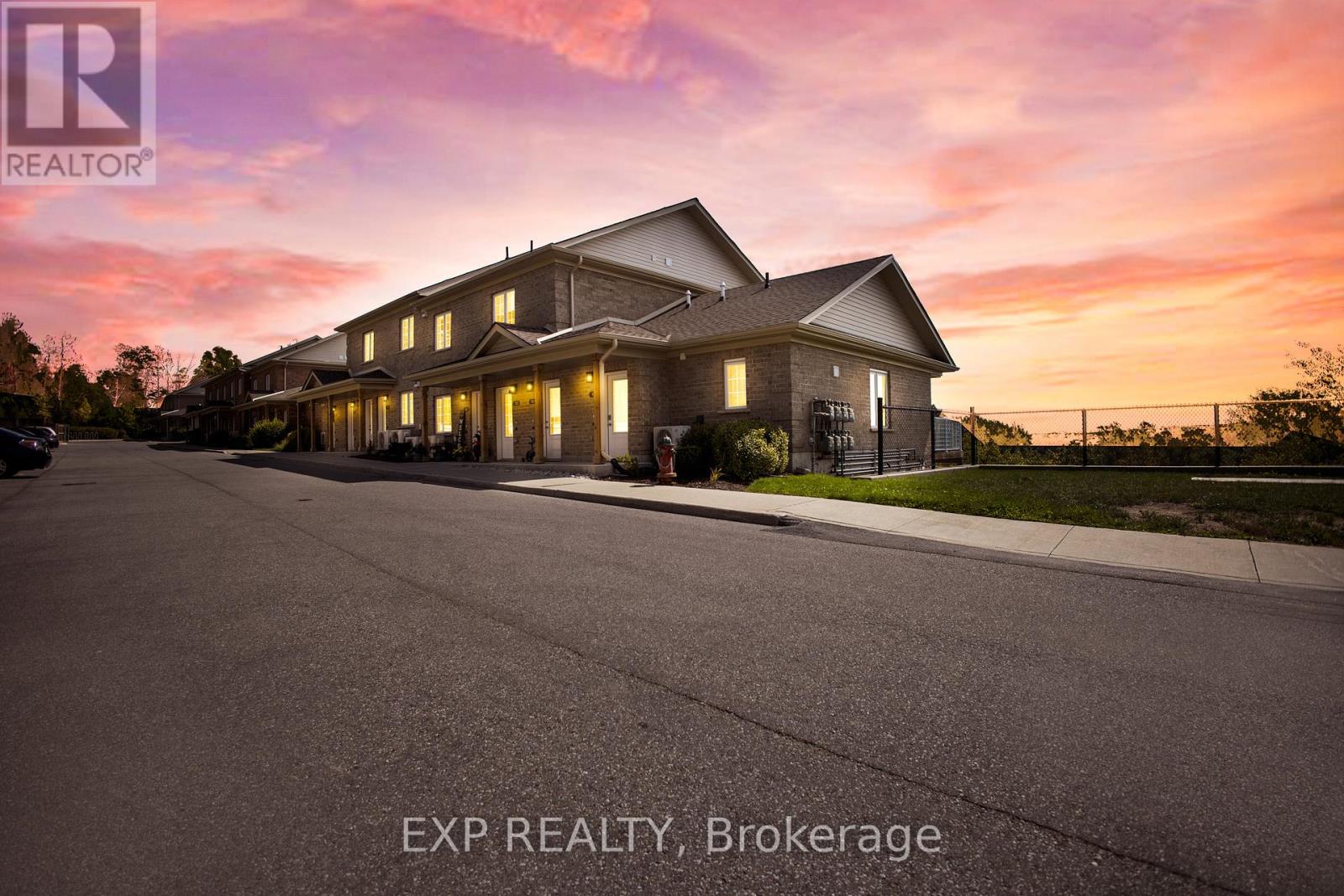 103 - 5 Cityview Drive S, Guelph, Ontario  N1E 6C7 - Photo 2 - X12577332