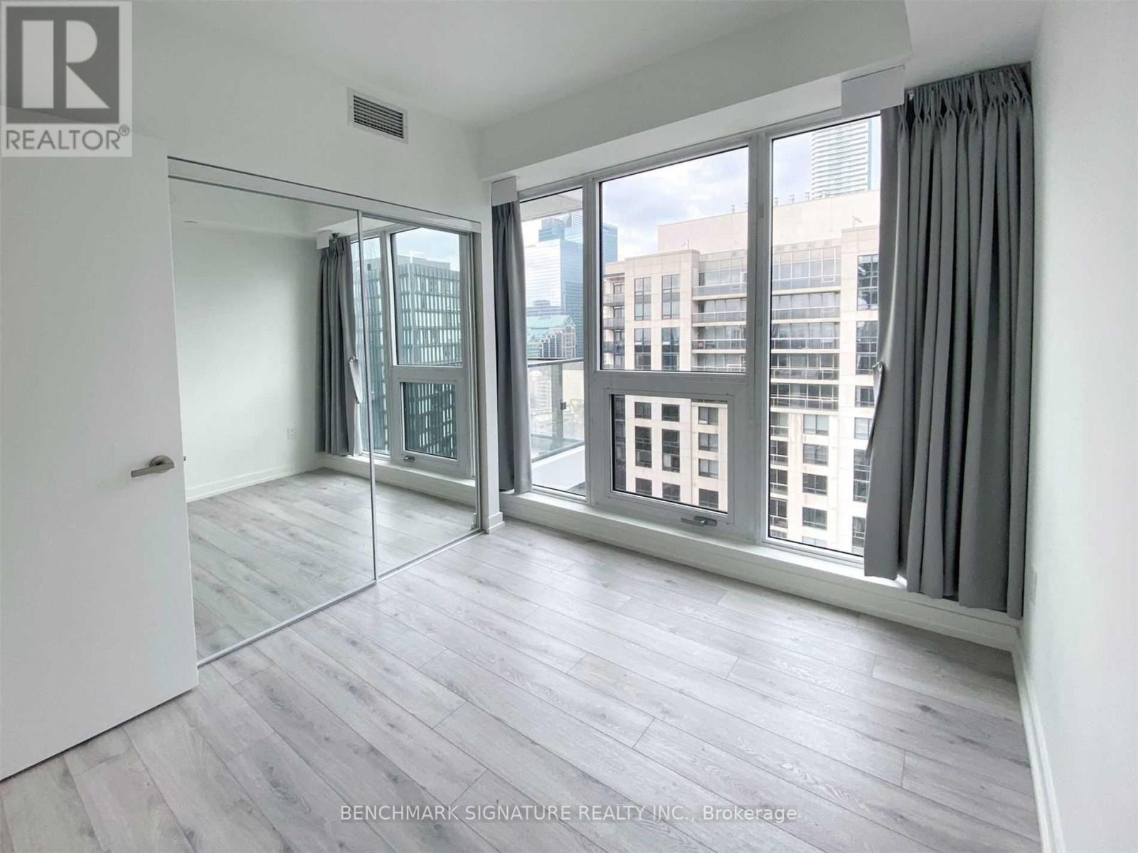 #2802 - 77 Shuter Street, Toronto, Ontario  M5B 0B8 - Photo 6 - C12577378