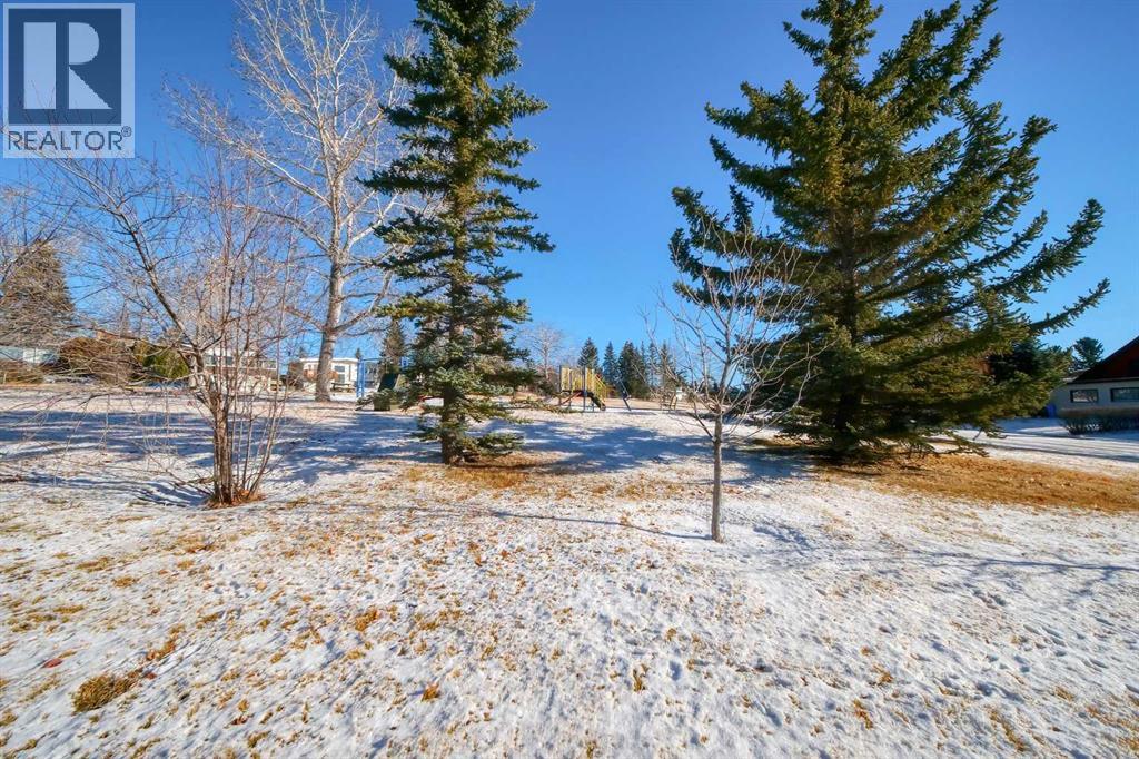 616 Dalmeny Hill Nw, Calgary, Alberta  T3A 1T6 - Photo 38 - A2271883