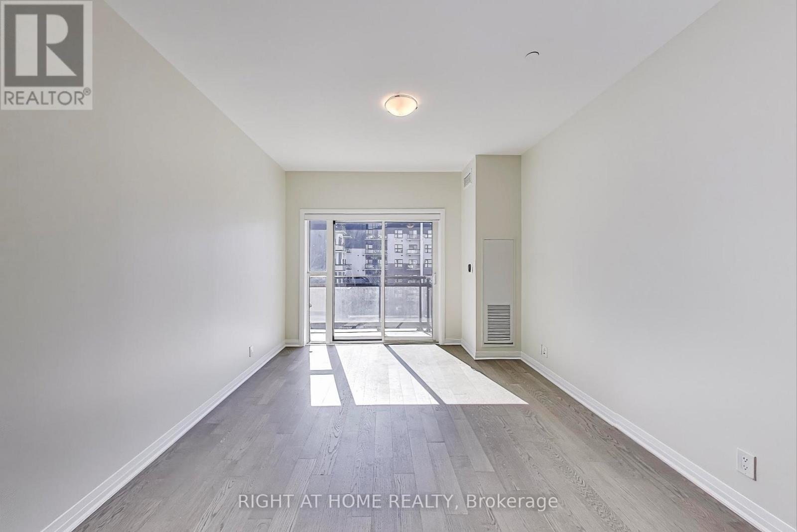 401 - 102 Grovewood Common Circle, Oakville, Ontario  L6H 0X2 - Photo 12 - W12577380