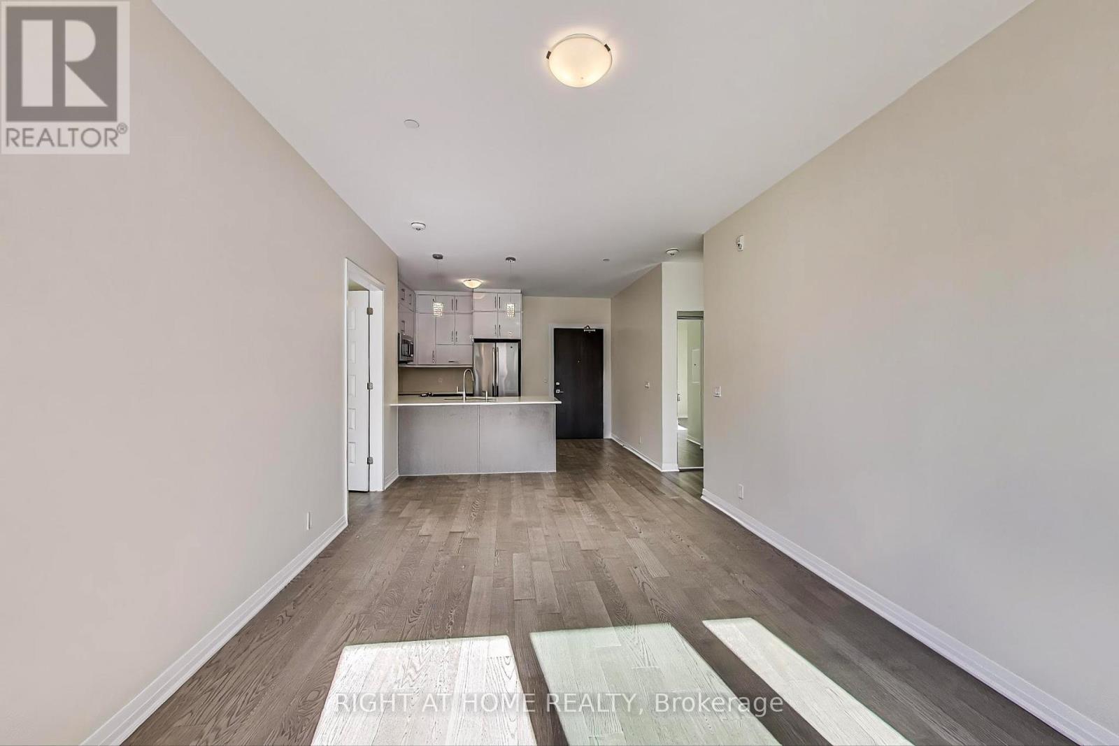 401 - 102 Grovewood Common Circle, Oakville, Ontario  L6H 0X2 - Photo 13 - W12577380