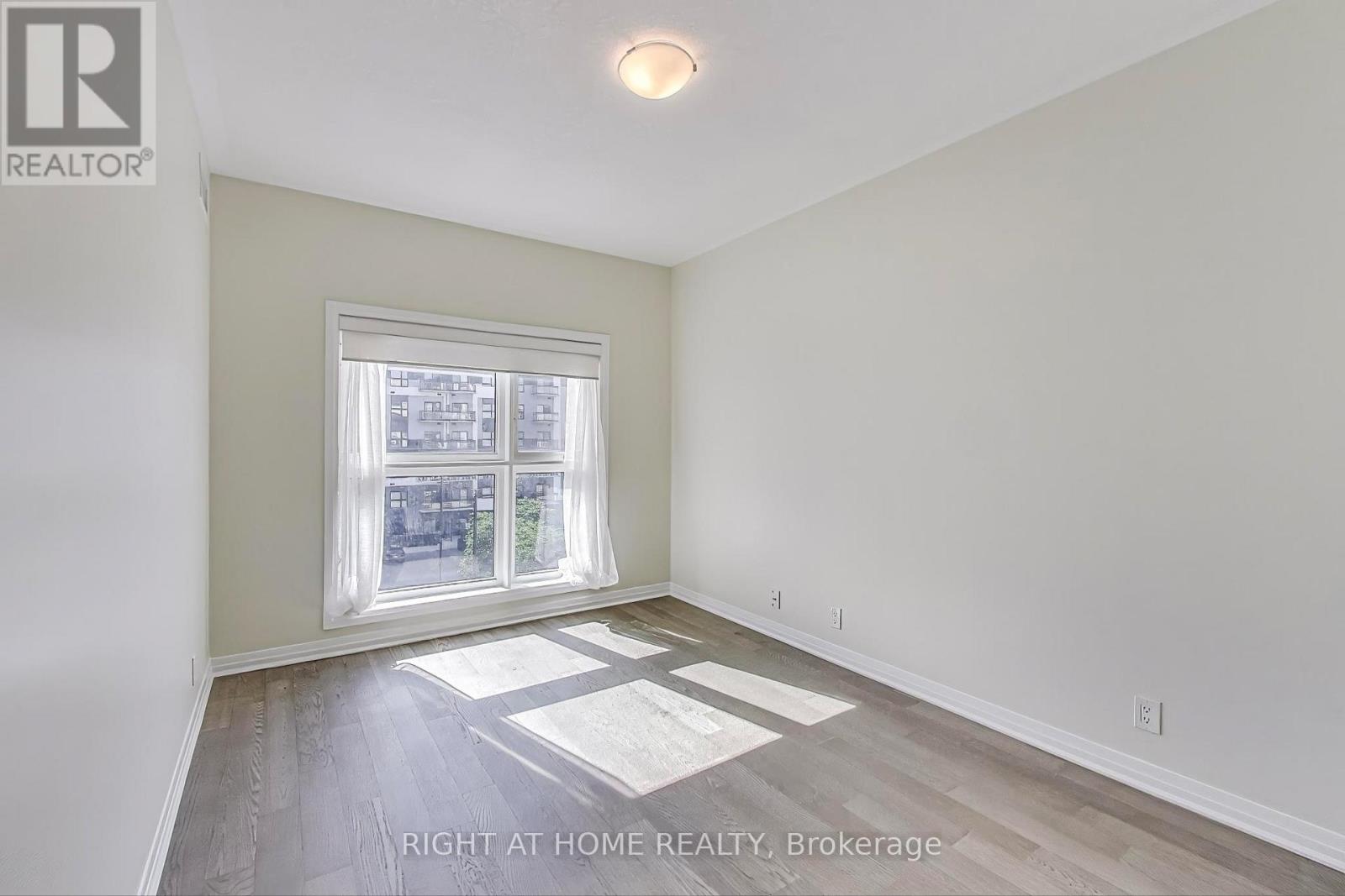 401 - 102 Grovewood Common Circle, Oakville, Ontario  L6H 0X2 - Photo 19 - W12577380