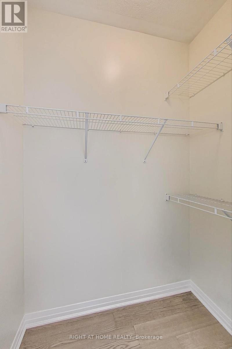 401 - 102 Grovewood Common Circle, Oakville, Ontario  L6H 0X2 - Photo 22 - W12577380