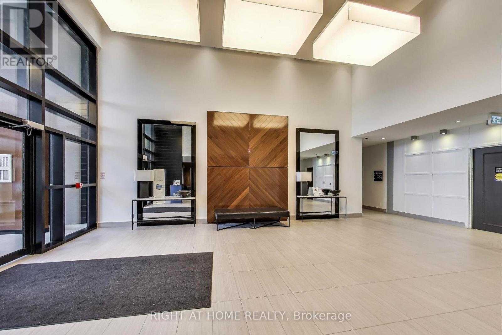 401 - 102 Grovewood Common Circle, Oakville, Ontario  L6H 0X2 - Photo 8 - W12577380