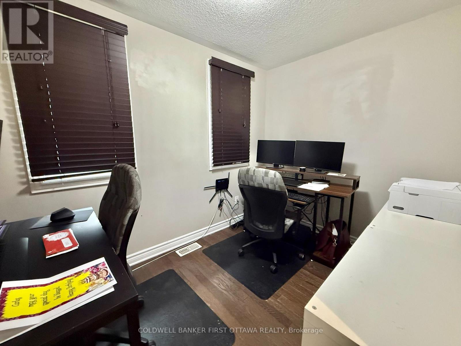 300 Tourmaline Crescent, Ottawa, Ontario  K2J 3T9 - Photo 5 - X12577398