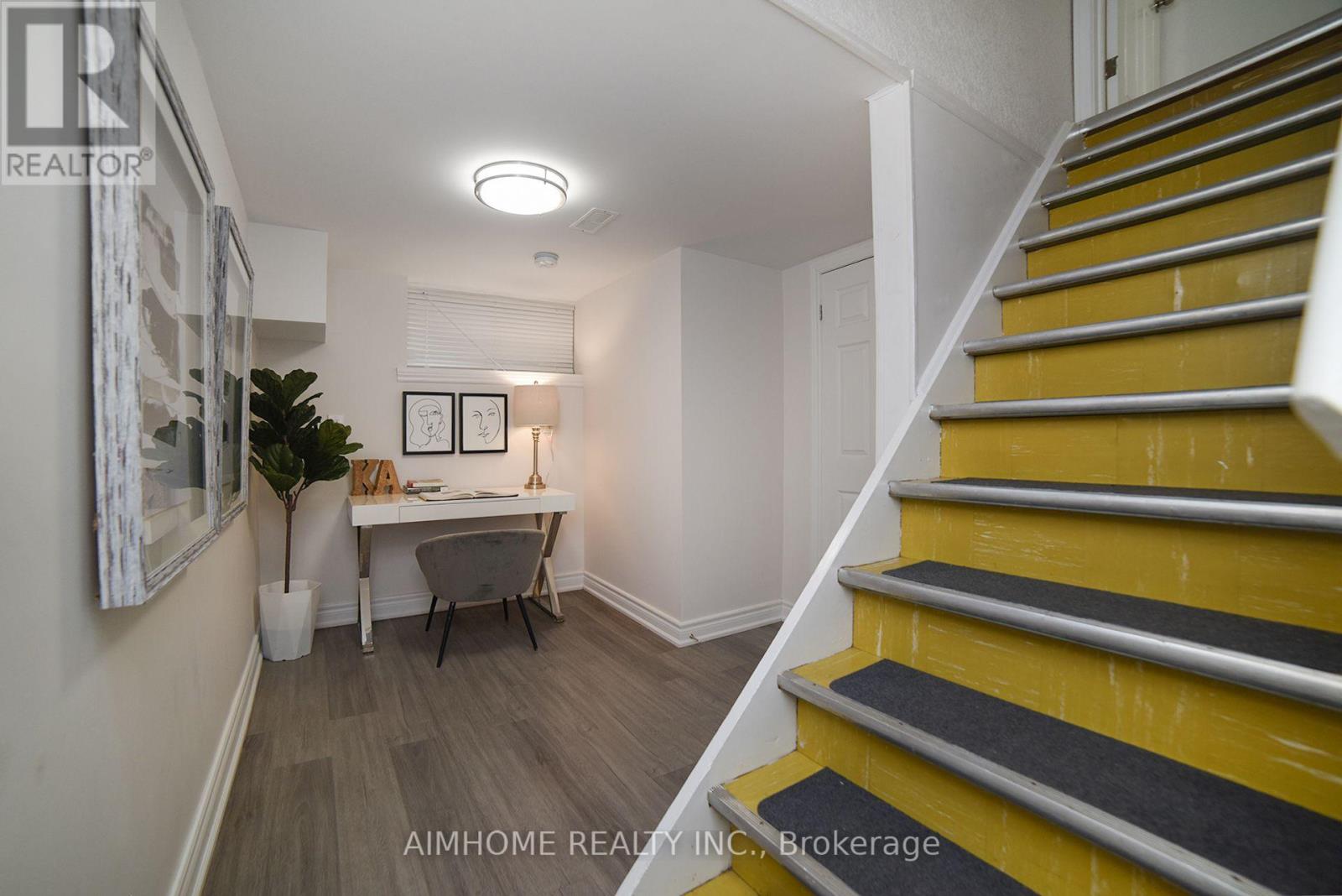 18 Ilfracombe Crescent, Toronto, Ontario  M1R 3R8 - Photo 27 - E12570590