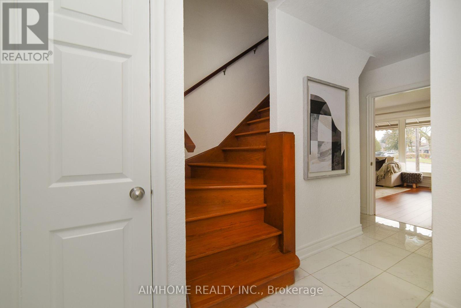 18 Ilfracombe Crescent, Toronto, Ontario  M1R 3R8 - Photo 17 - E12570590