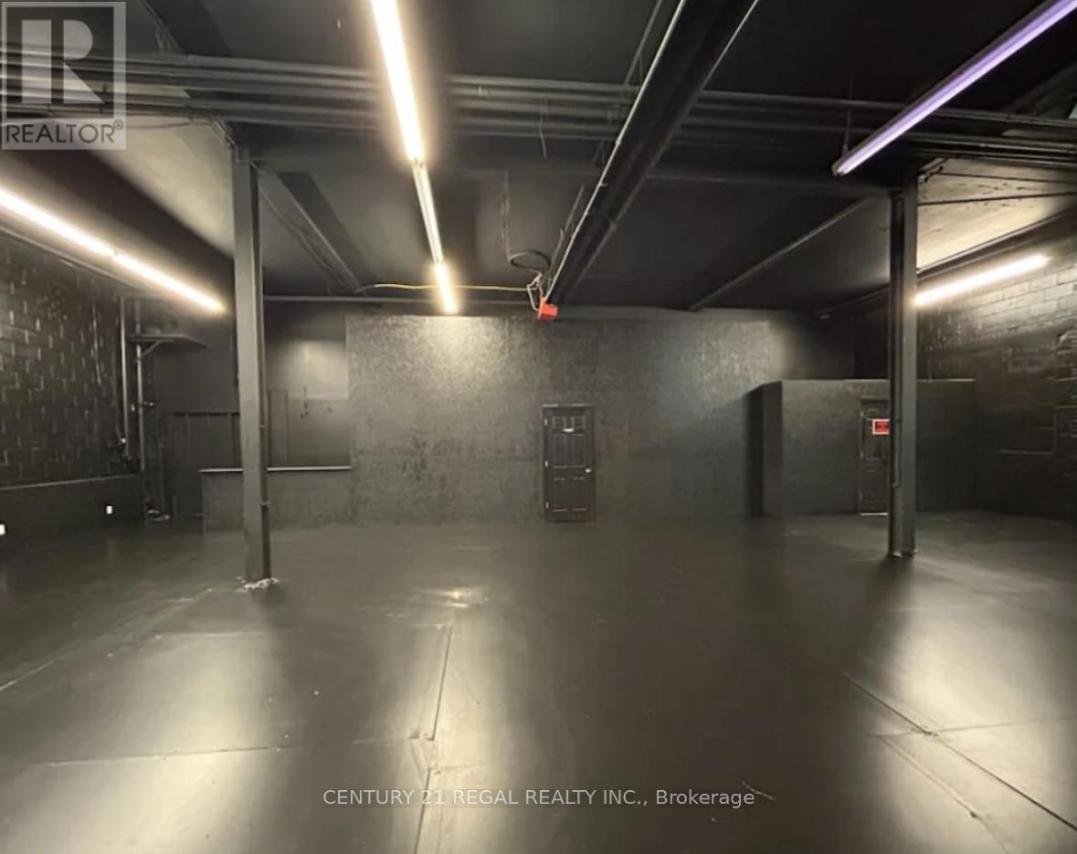 G-1110 DUPONT STREET, Toronto, Ontario