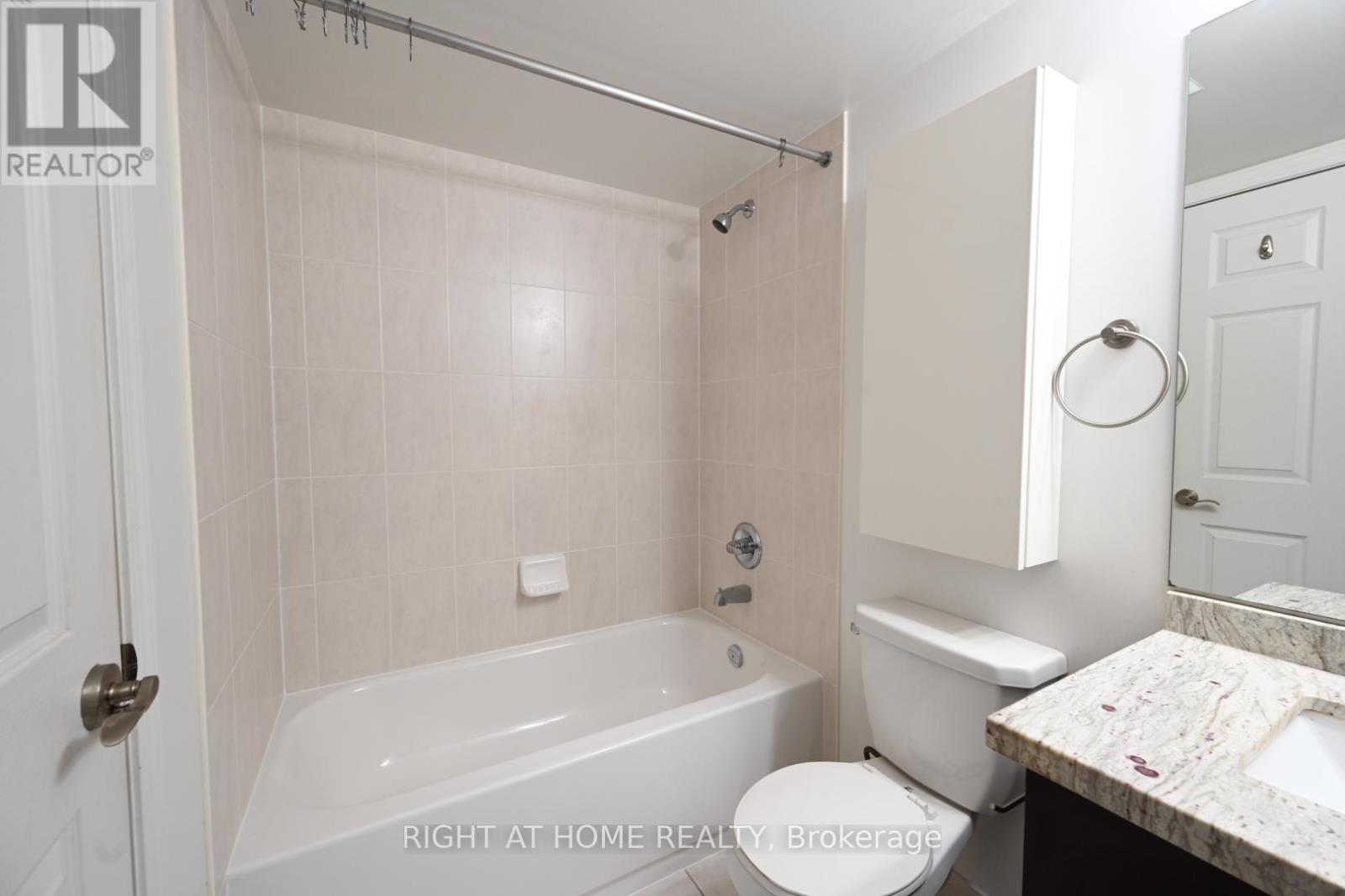 910 - 61 Heintzman Street, Toronto, Ontario  M6P 5A2 - Photo 7 - W12577386