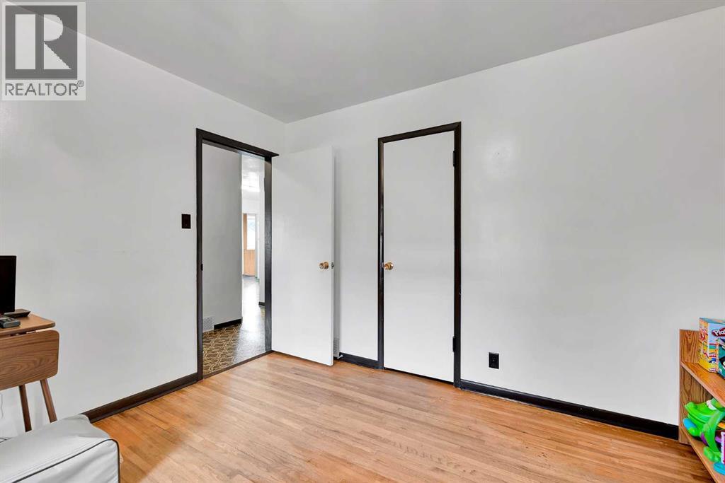 722 24a Street Nw, Calgary, Alberta  T2N 2S4 - Photo 13 - A2270199