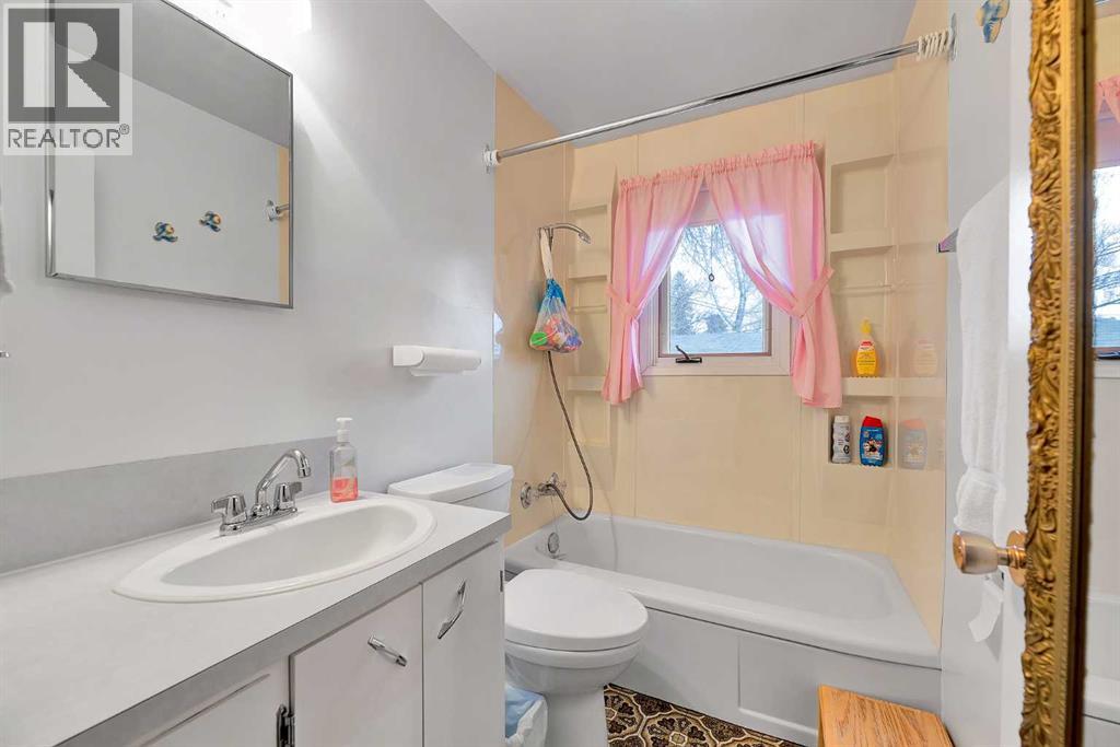 722 24a Street Nw, Calgary, Alberta  T2N 2S4 - Photo 14 - A2270199