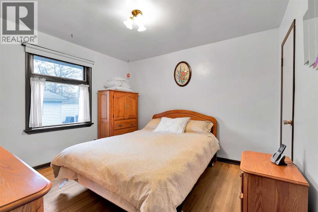 722 24a Street Nw, Calgary, Alberta  T2N 2S4 - Photo 10 - A2270199