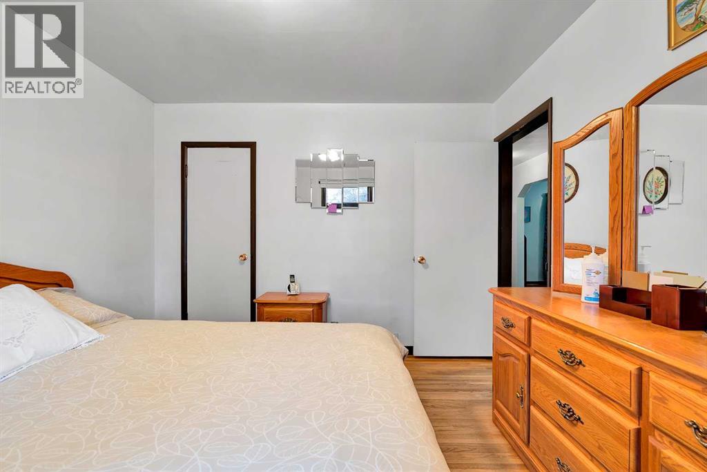 722 24a Street Nw, Calgary, Alberta  T2N 2S4 - Photo 11 - A2270199