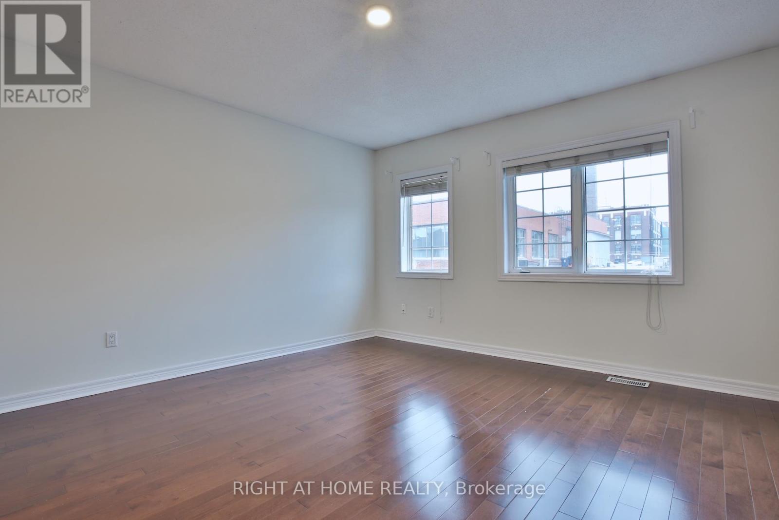 49 Natalie Place, Toronto, Ontario  M4M 3P6 - Photo 19 - E12577422