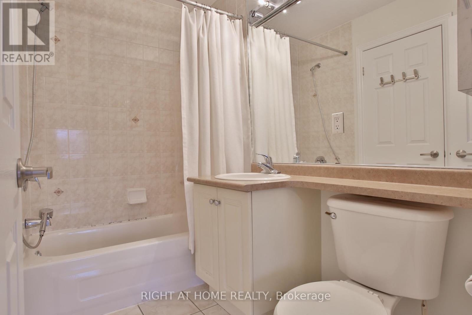 49 Natalie Place, Toronto, Ontario  M4M 3P6 - Photo 24 - E12577422