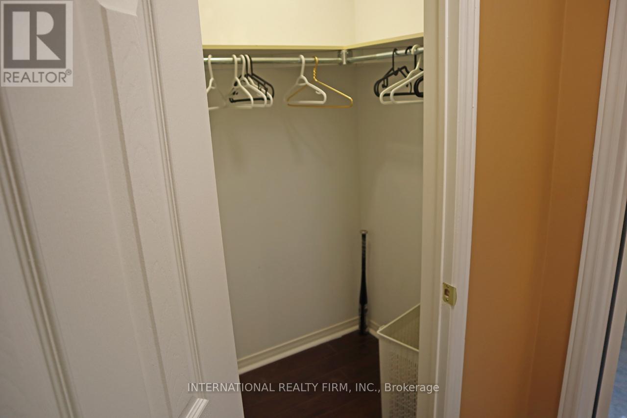 340 Flagstone Way, Newmarket, Ontario  L3X 2R8 - Photo 18 - N12577418