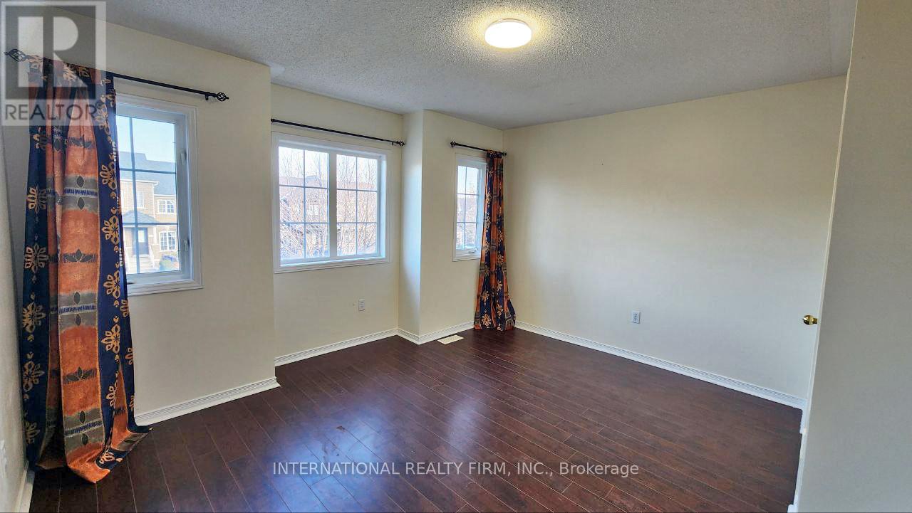 340 Flagstone Way, Newmarket, Ontario  L3X 2R8 - Photo 25 - N12577418