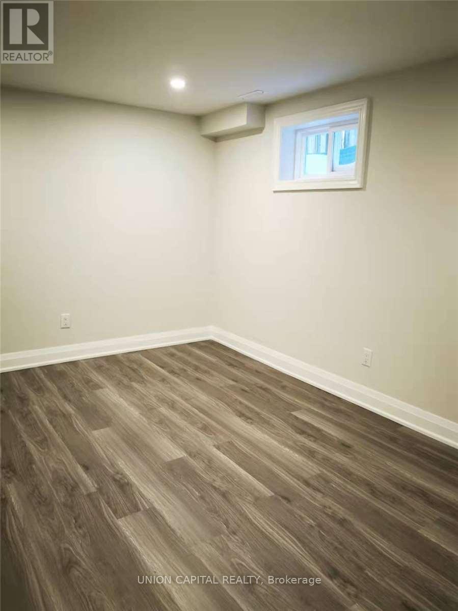 Lower - 121 Stargell Crescent, Markham, Ontario  L3P 4J8 - Photo 4 - N12577420