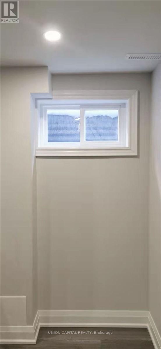 Lower - 121 Stargell Crescent, Markham, Ontario  L3P 4J8 - Photo 6 - N12577420