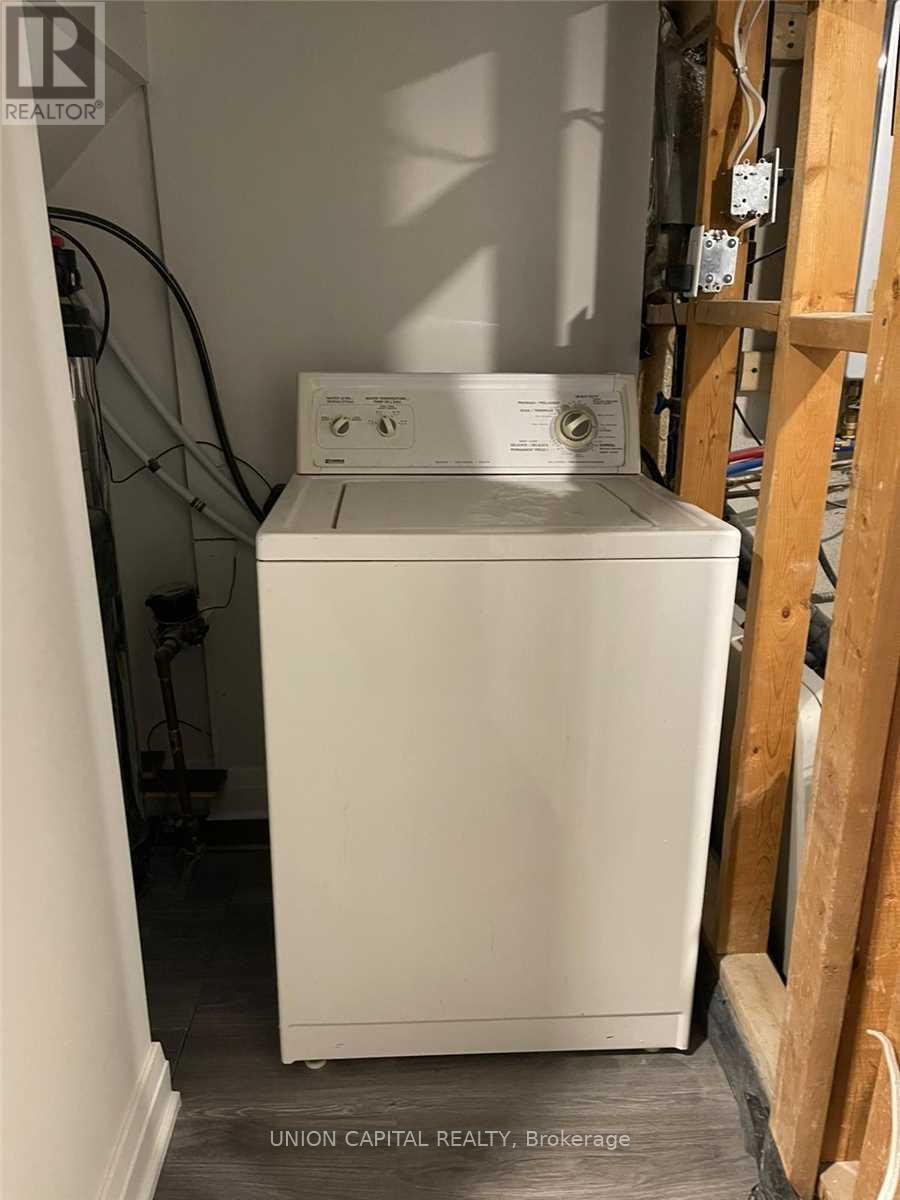 Lower - 121 Stargell Crescent, Markham, Ontario  L3P 4J8 - Photo 8 - N12577420