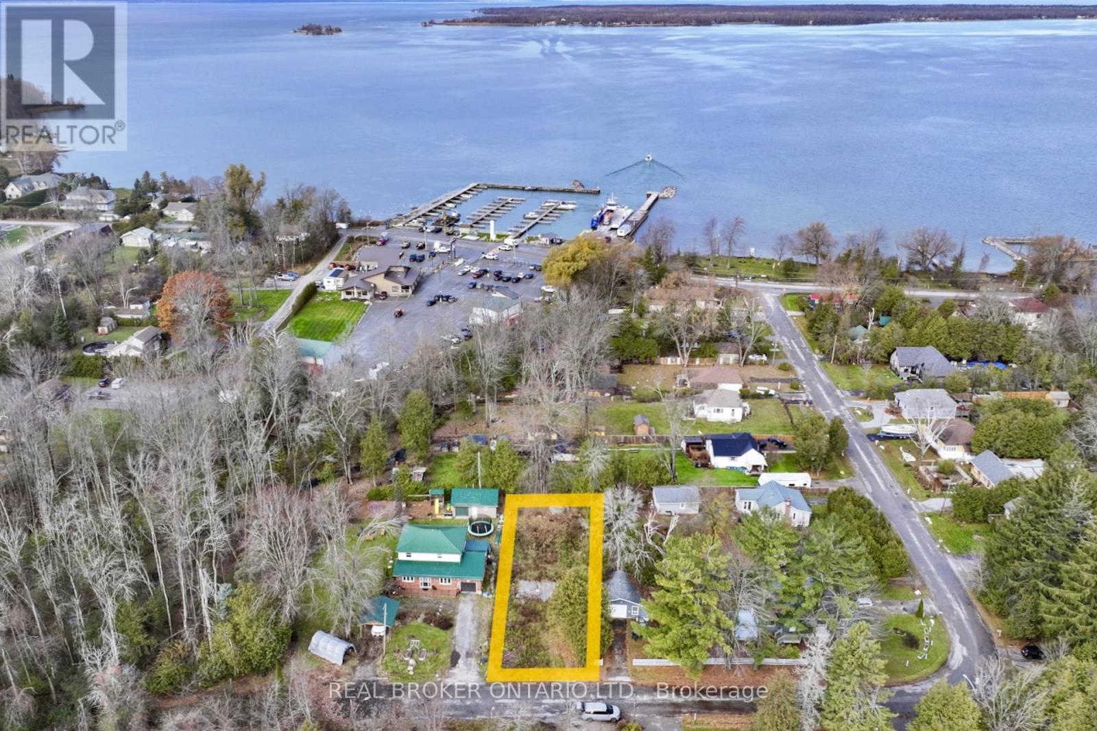 34 DELLA STREET, Georgina, Ontario