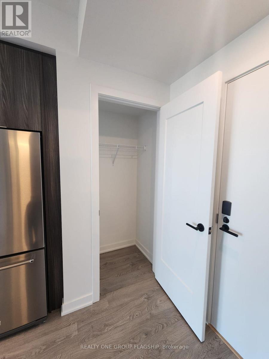 315 - 720 Whitlock Avenue E, Milton, Ontario  L9T 2X9 - Photo 6 - W12577412