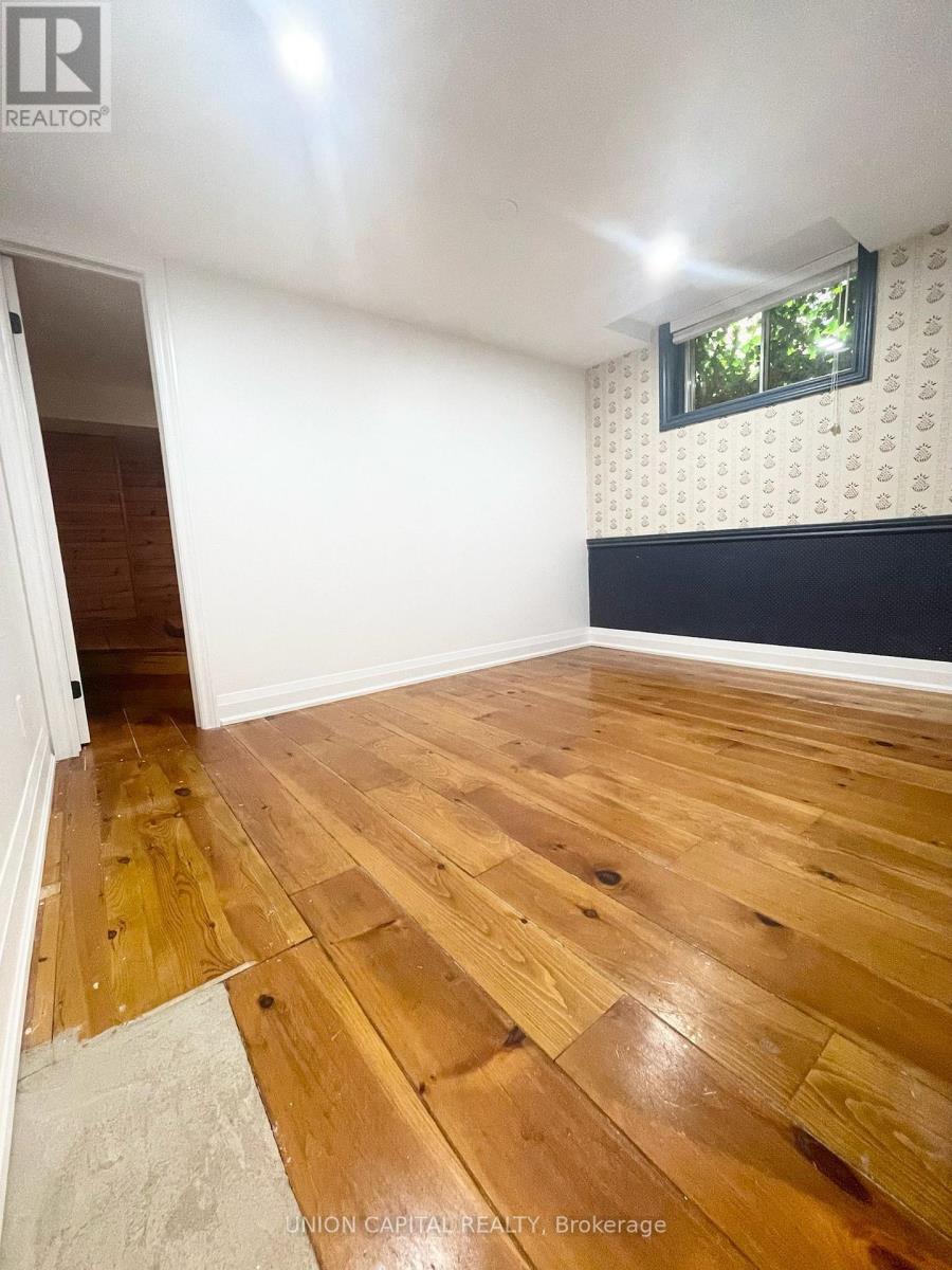 Lower - 3594 Upperdale Park, Mississauga, Ontario  L5L 3A6 - Photo 10 - W12577416