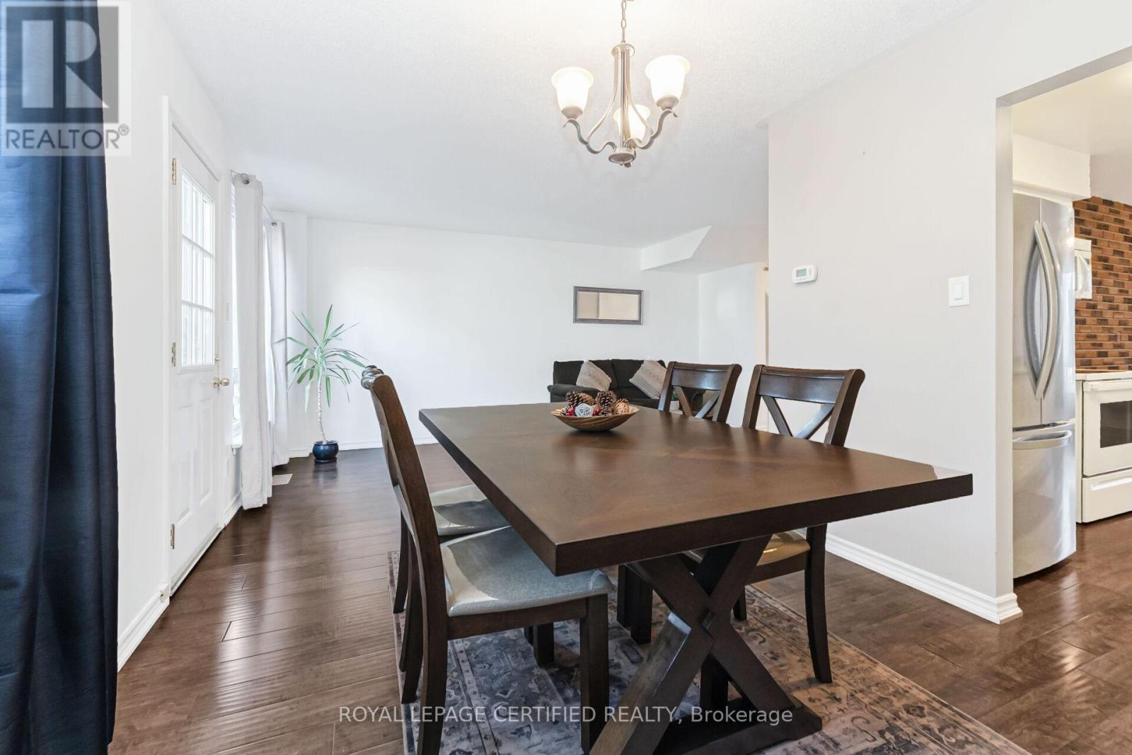 44 Village Court, Brampton, Ontario  L6W 1A6 - Photo 18 - W12577434