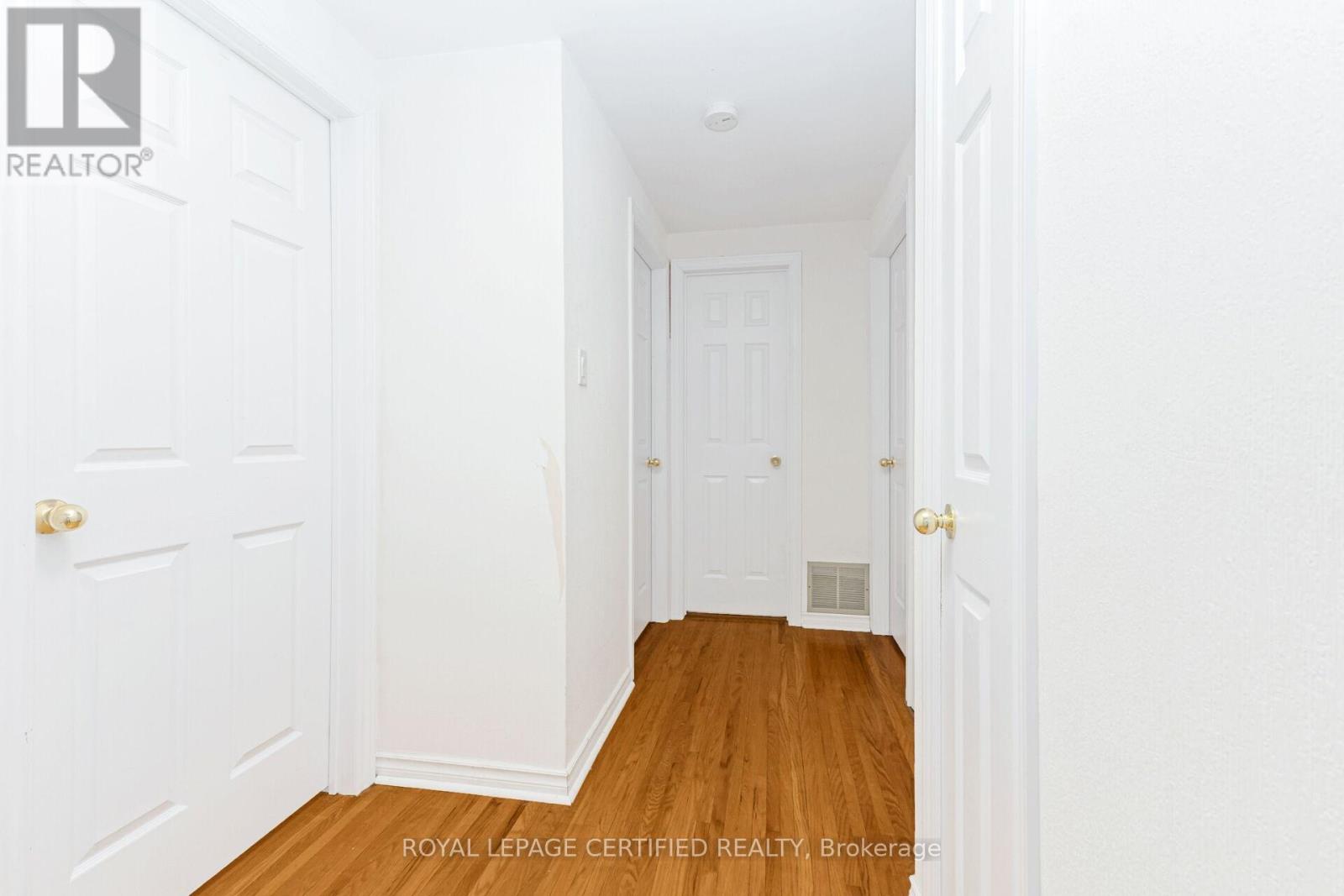 44 Village Court, Brampton, Ontario  L6W 1A6 - Photo 26 - W12577434