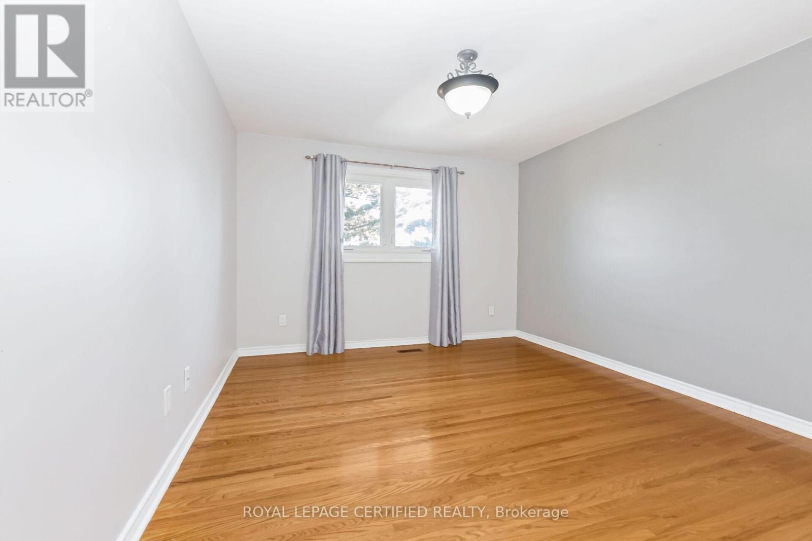 44 Village Court, Brampton, Ontario  L6W 1A6 - Photo 32 - W12577434