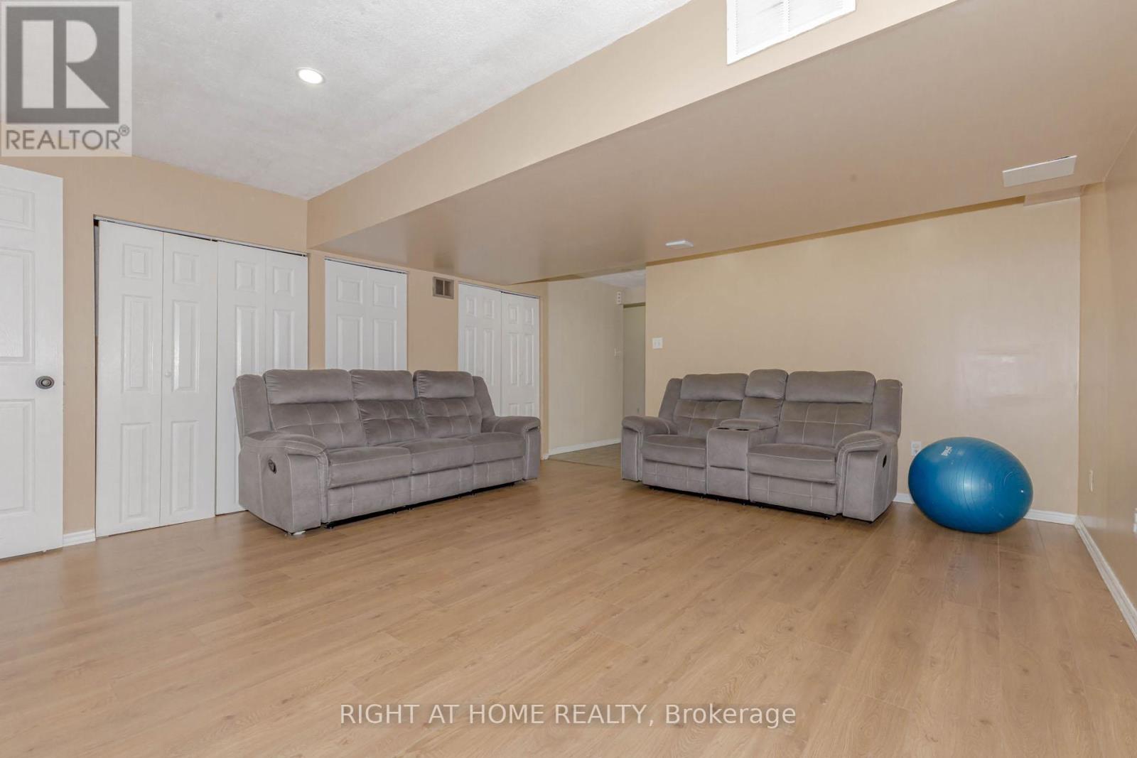 51 Hawkins Drive, Cambridge, Ontario  N1T 1Z7 - Photo 36 - X12577440