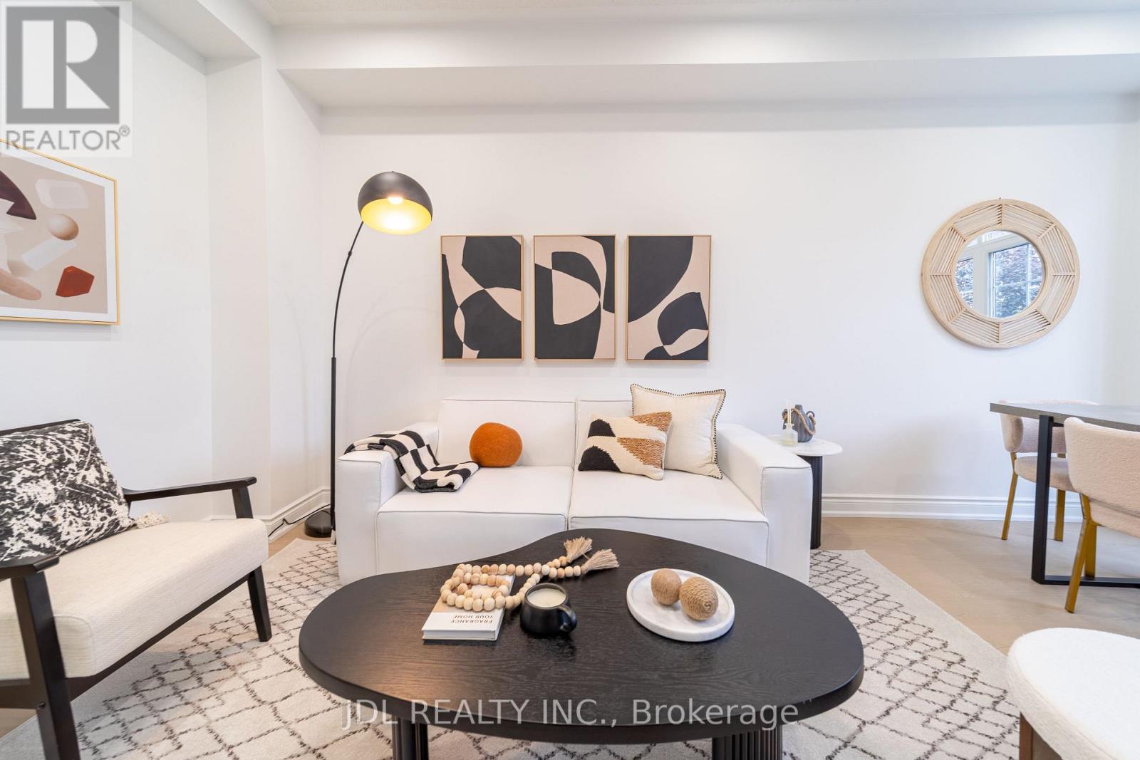 51 Routliffe Lane, Toronto, Ontario M2N 0A5 - Photo 2 - C12577468