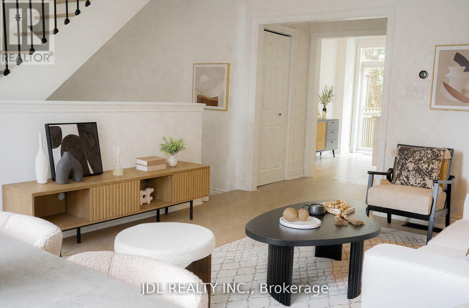 51 Routliffe Lane, Toronto, Ontario M2N 0A5 - Photo 5 - C12577468