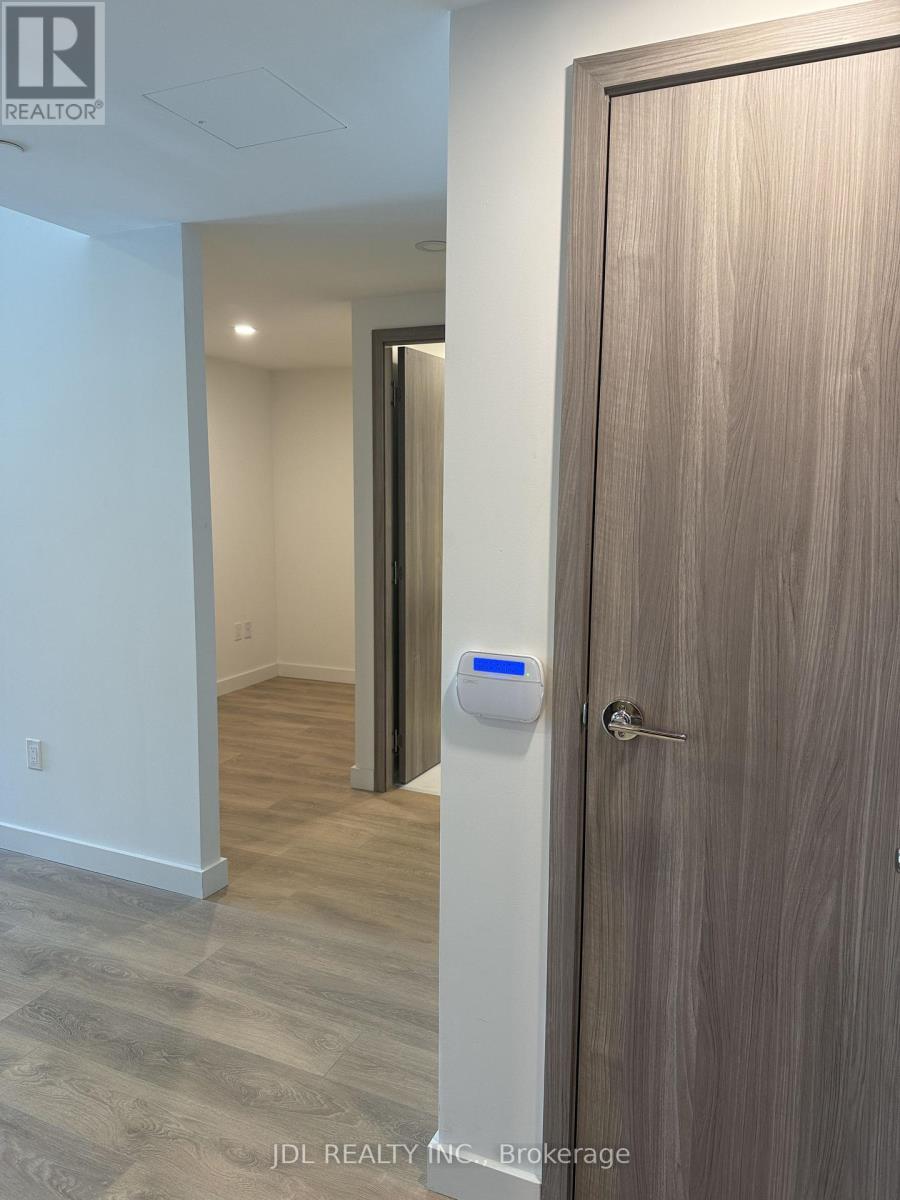 1 Concord Cityplace Way, Toronto, Ontario M5V 0X3 - Photo 10 - C12577478