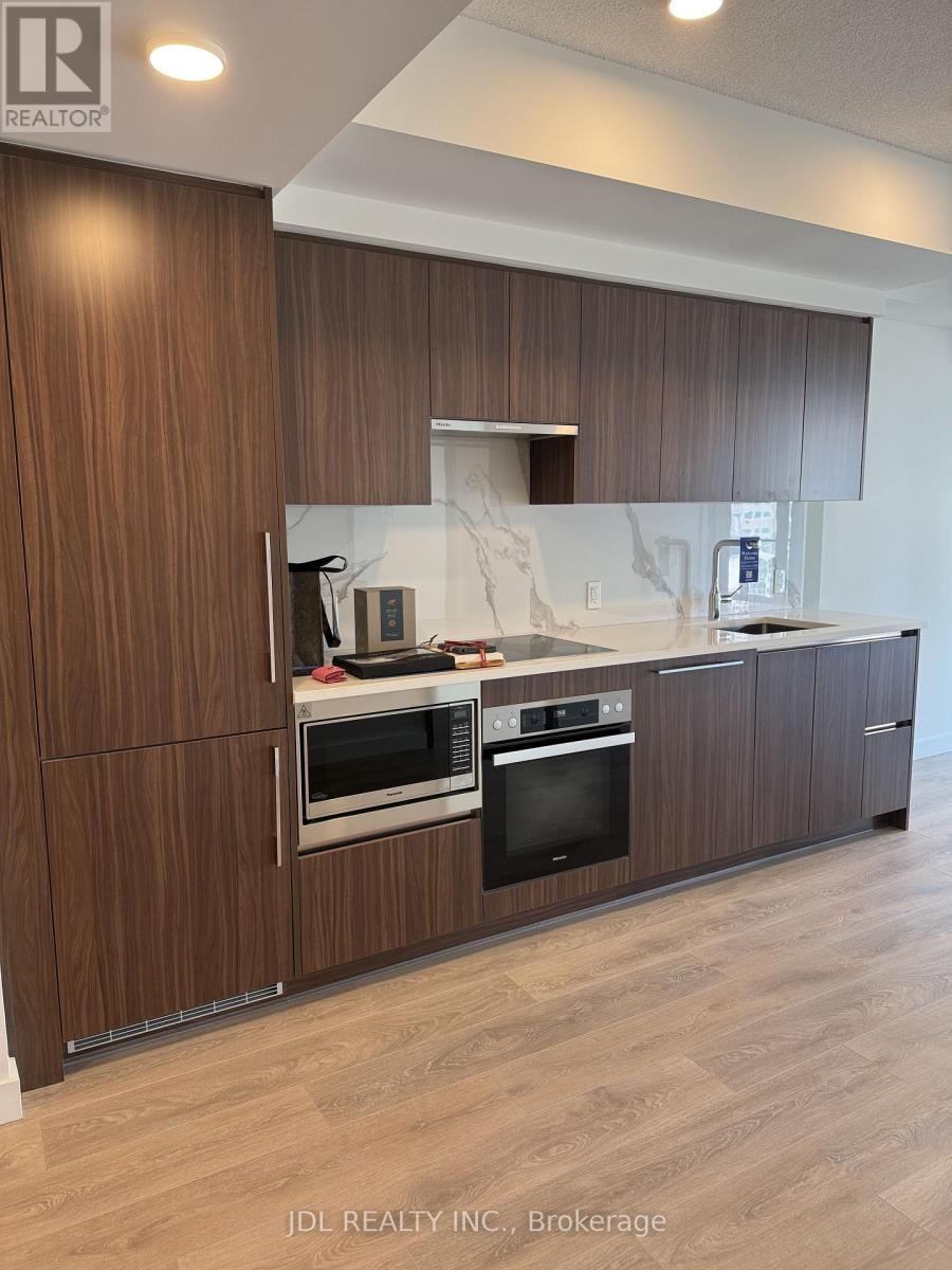 1 Concord Cityplace Way, Toronto, Ontario M5V 0X3 - Photo 5 - C12577478