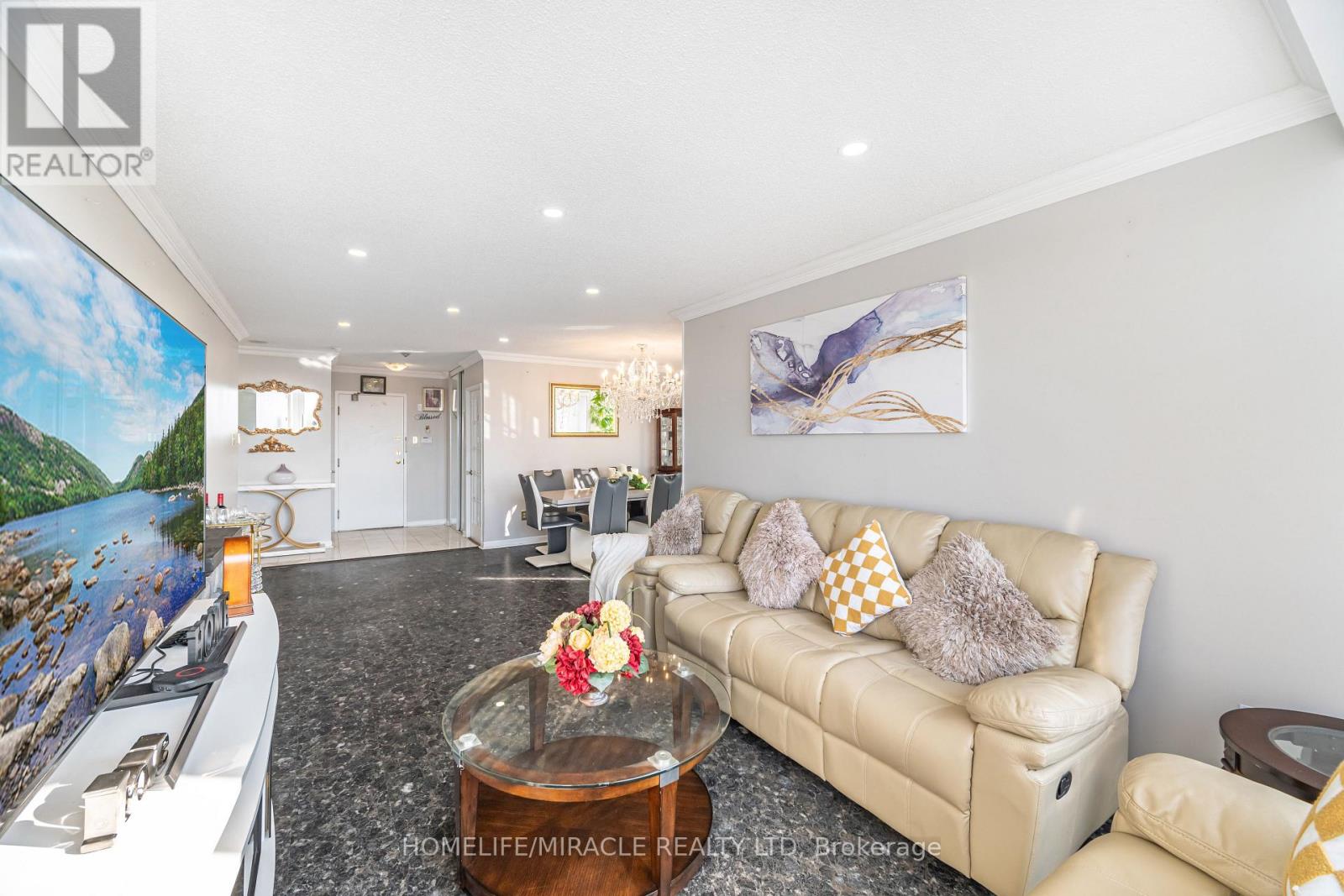 1705 - 26 Hanover Road, Brampton, Ontario  L6S 4T2 - Photo 14 - W12576920