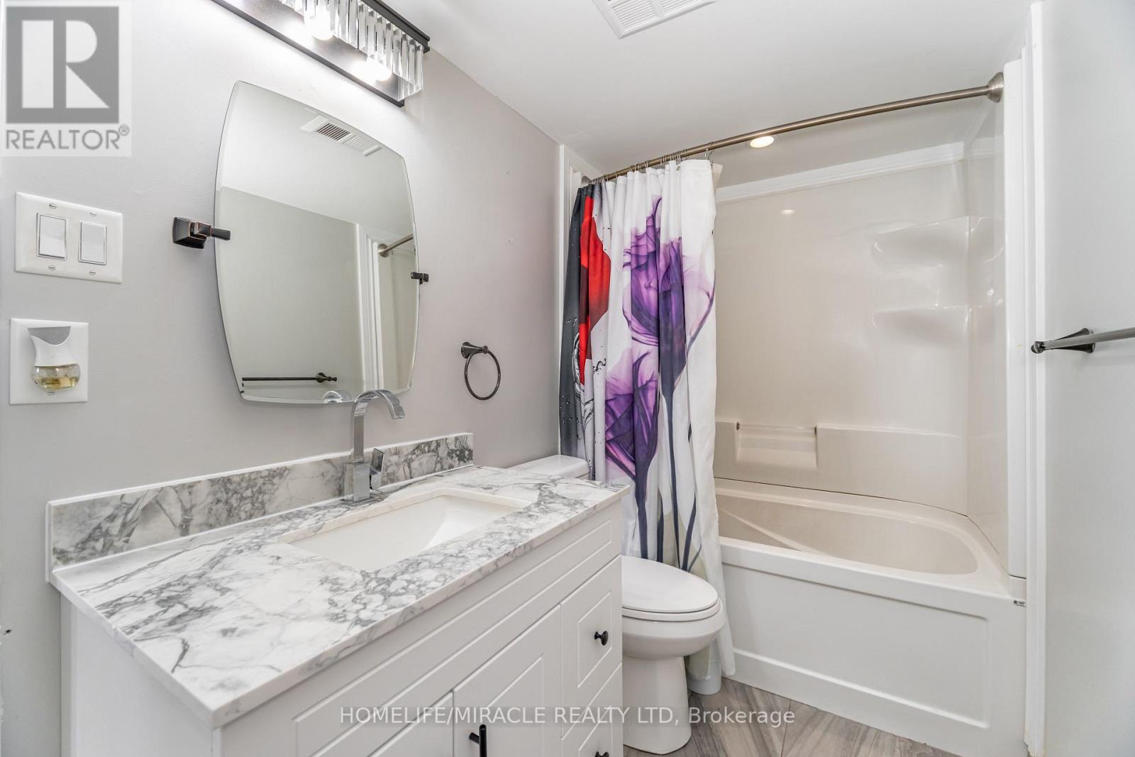 1705 - 26 Hanover Road, Brampton, Ontario  L6S 4T2 - Photo 23 - W12576920